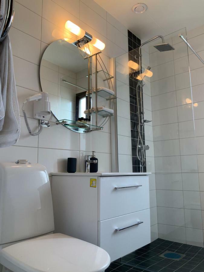 Skogsvikens Hotell Kolmarden Ngoại thất bức ảnh
